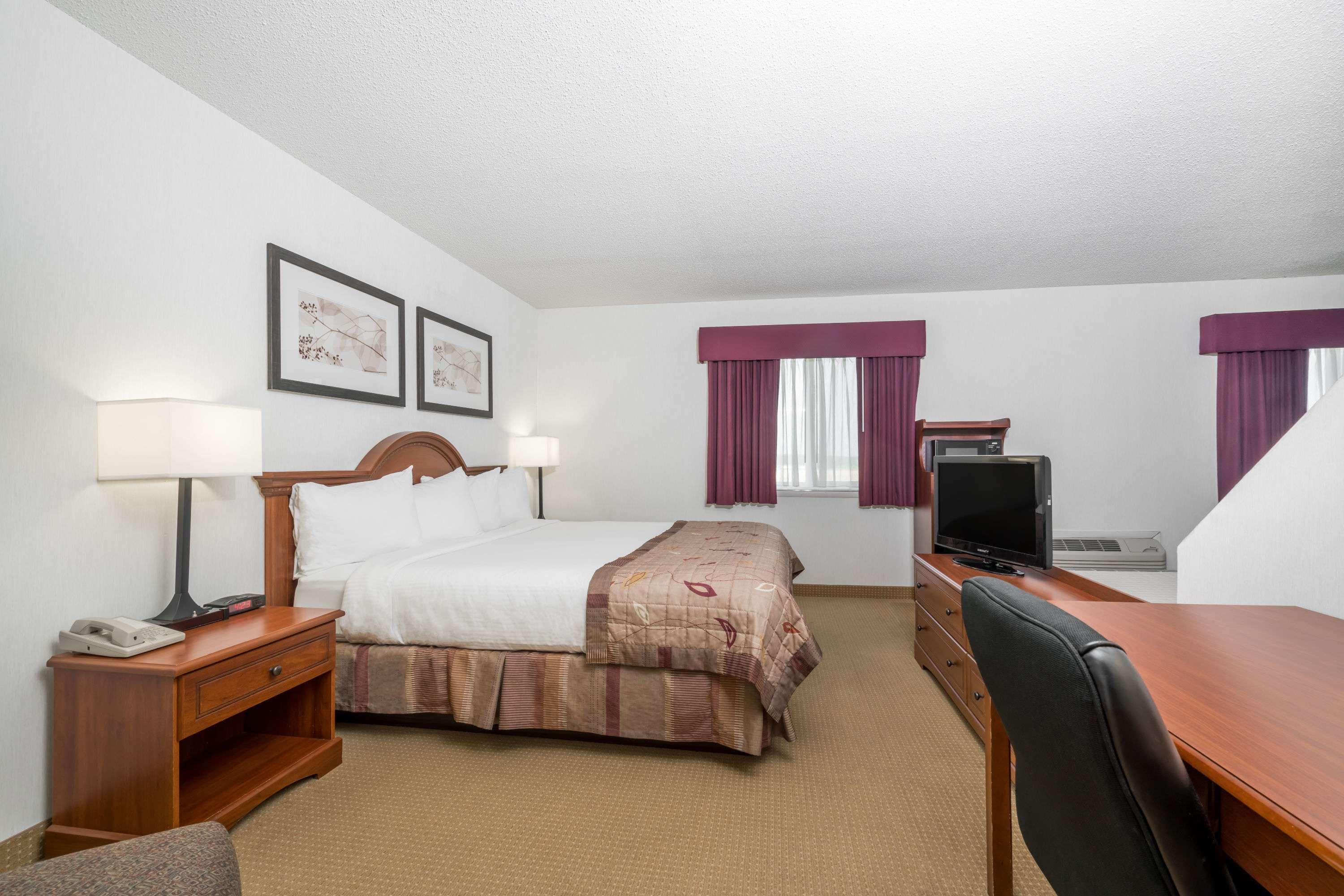 Baymont By Wyndham Marshfield Hotell Eksteriør bilde